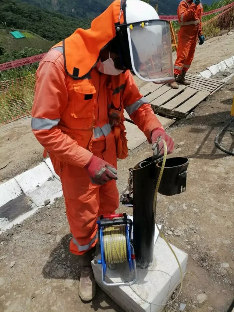 CPT (Cone Penetration Test) in Houston: Continuous Soil Profiling for Gulf Coast Geotechnics